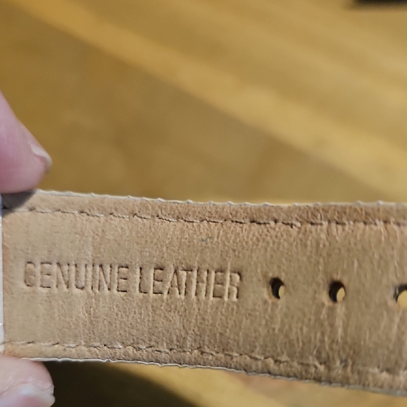 Betsey Johnson Gold-Tone Floral Dial Watch with White Strap - Picture 4 of 5